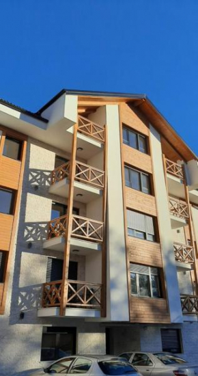 Felix Apartmani 14